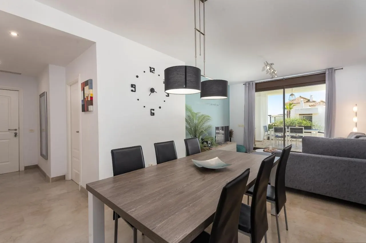 2149-Amazing Groundfloor 3 Bedrooms On Golf, Pools Alcaidesa 0*,  Spain