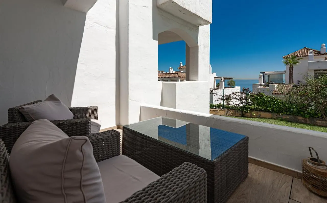 2149-Amazing Groundfloor 3 Bedrooms On Golf, Pools Alcaidesa 0*,  Spain