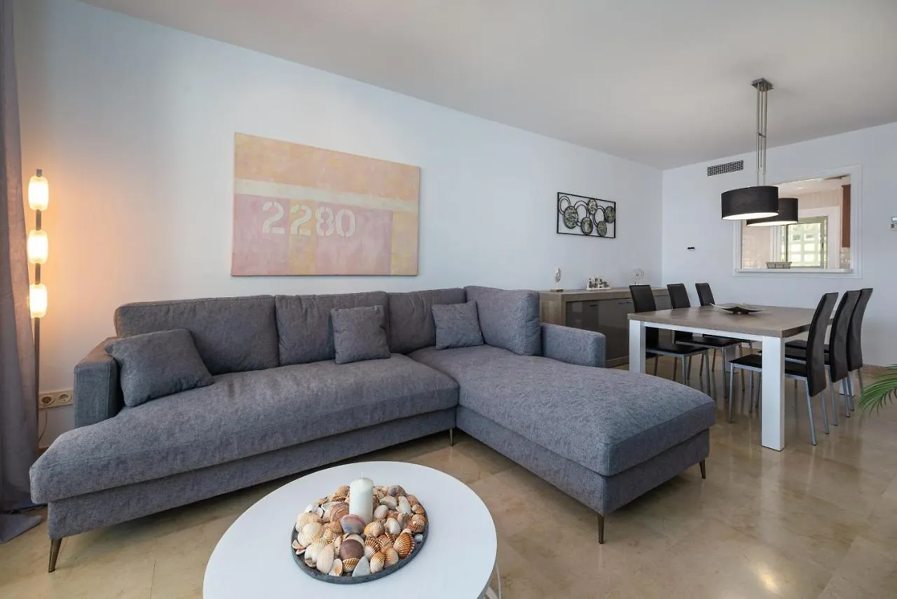 2149-Amazing Groundfloor 3 Bedrooms On Golf, Pools Alcaidesa
