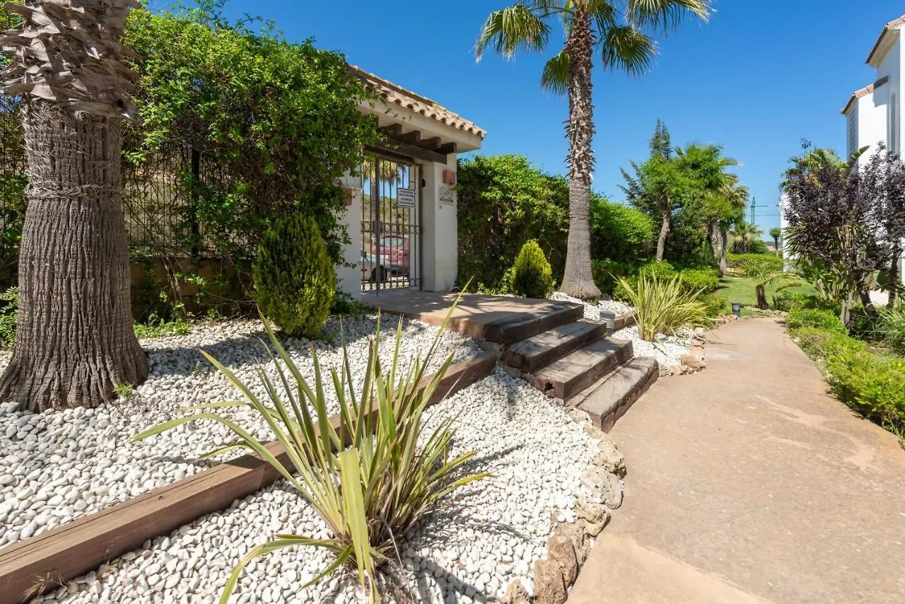 Apartment 2149-Amazing Groundfloor 3 Bedrooms On Golf, Pools Alcaidesa Spain