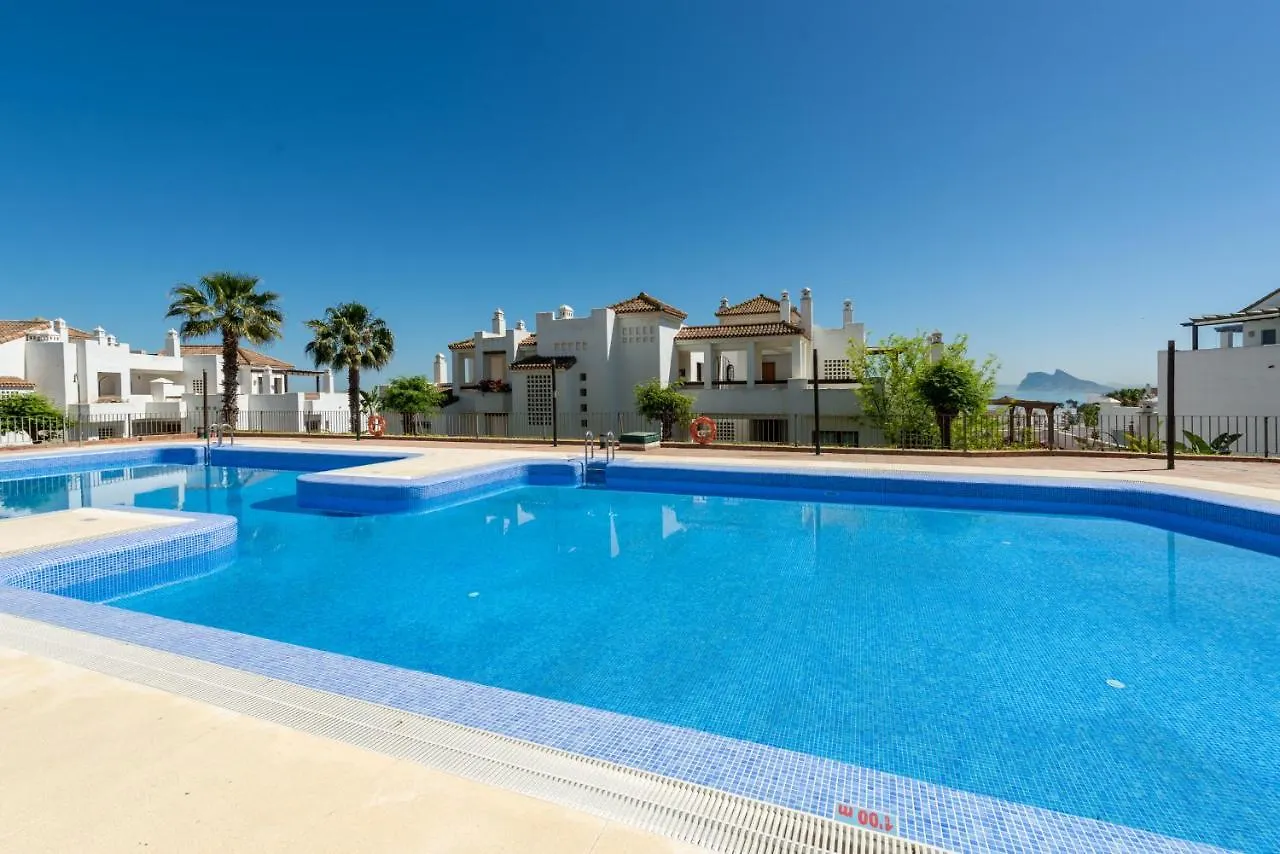 2149-Amazing Groundfloor 3 Bedrooms On Golf, Pools Alcaidesa Spain