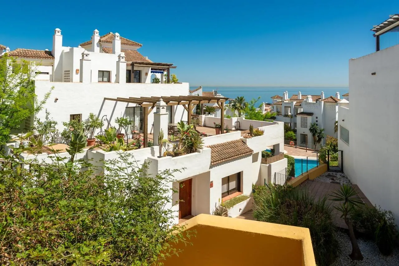 2149-Amazing Groundfloor 3 Bedrooms On Golf, Pools Alcaidesa